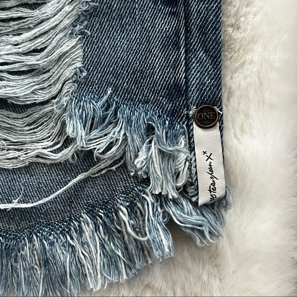 One Teaspoon Delaware Sustainable Truckers Longline Shorts Size 25 - Picture 10 of 16